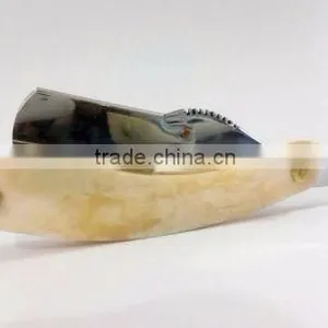 Matted Straight Razor With White Line Design Swing Lock Cutthroat Razor thumbnail-3