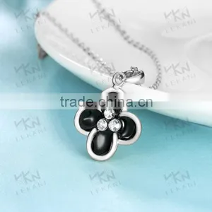 White Gold Color Vogue Jewelry Wedding Necklace thumbnail-5