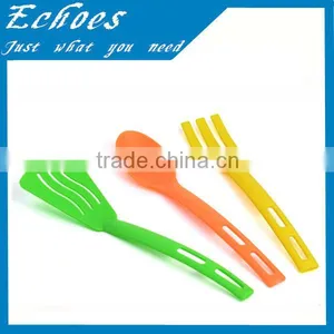 Plastic Handle Spoon & Fork thumbnail-2