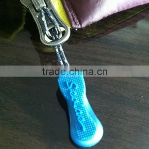 Fashion Garment/backpack Plastic Zipper Puller thumbnail-1