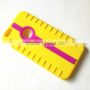 Newest Design Soft Silicone Case for 4.7inch Mobilephone thumbnail-3