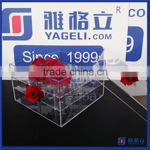 2016 High Quality China Manufactuer Customized 25 Roses Acrylic Rose Display Box thumbnail-1