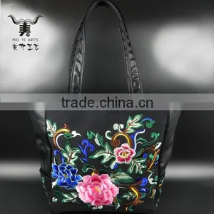 Embroidery PU Tote Bag With High Quality From Chinese Manufacturer for Promotion thumbnail-1