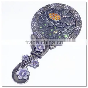 Lighted Magnifying Thin Makeup Mirror thumbnail-6