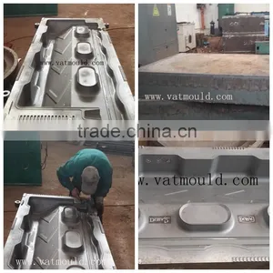 OEM&ODM Available Various Types Road Barrier Blow Mould thumbnail-2