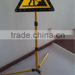 Aluminum Material Super Brightness Weather Proof Solar Traffic Sign thumbnail-3