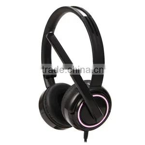 Excellent Quality Mutimedia & Stereo Headset With Remote and Mic thumbnail-1