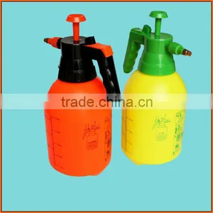 Plastic Trigger Spray Bottle thumbnail-1
