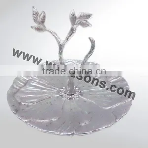 Classic Cake Stand, Metal Display Stand for Cake thumbnail-1