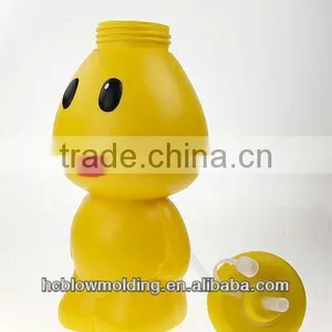 OEM Blow Molding Plastic 3D Cartoon Bottle 3D Cartoon Figure Toy for Sale thumbnail-1