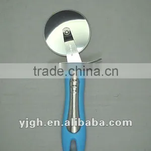 Stainless Steel Pizza Cutter With PP Handle thumbnail-1