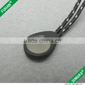 China Supplier Sportswear Silicon Rubber Zipper Pullers Wholesale thumbnail-6