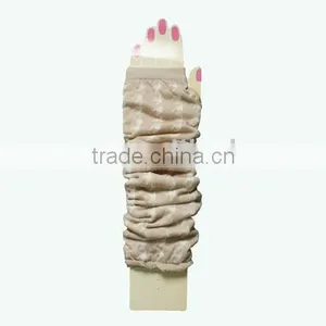 Lady Long Knitted Bicycle Arm Warmer thumbnail-1