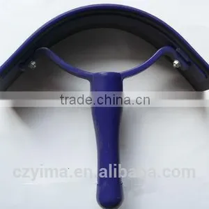 Plastic Horse Sweat Scraper With Round Handle thumbnail-1