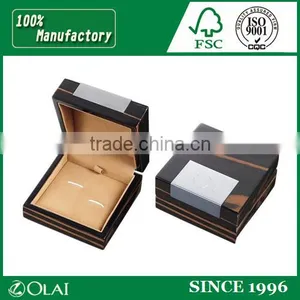 Quality Cufflink Box With Metal Nameplate thumbnail-1