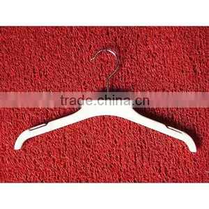 Space Saving Plastic Hanger thumbnail-5