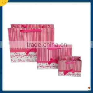 Red Luxurious Ivory Board Shopping Paper Bag thumbnail-1