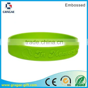 High Qulity Silicone With Unicolor Embossed Bracelets thumbnail-1