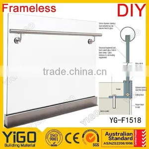 Glass Railing thumbnail-5