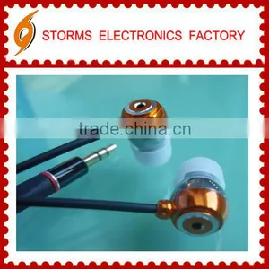 Best Quality Fashion Professional 3.5mm Oem In-ear Metal Stereo Headphone thumbnail-1