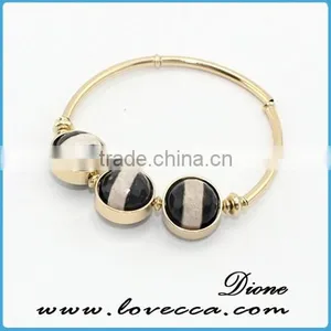 Nice Young Lady Unique Latest Design Gold Bangle With 3 Big Gemstone Bangle thumbnail-1