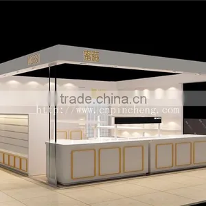 Living Room Glass Showcase Design for Diamond Jewelry Store Interior thumbnail-2
