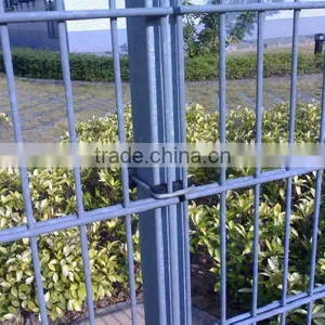 Euro Welded Fence thumbnail-1
