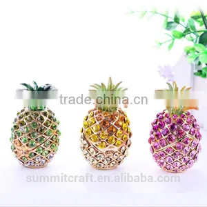 Wedding Take Away Gifts Artificial Diamante Mini Metal Pineapple Figurine thumbnail-1
