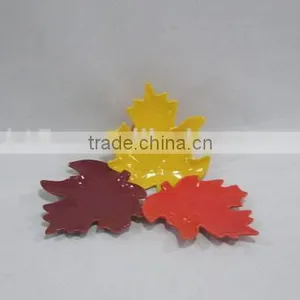 Ceramic Red Color Maple Leaf Plate and Dish thumbnail-1