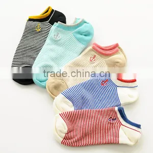 Wholesale Candy Colors Women Boat Socks thumbnail-1