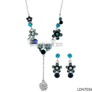 Fashion Dainty Vintage Flower Gem Stone Necklace Set thumbnail-1