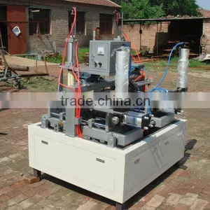 Horizontal Type Blow Molding Machine thumbnail-1