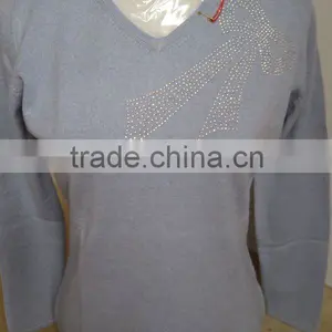 100% Yak V-neck Women Sweater thumbnail-1