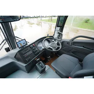 Luxury Mini Coach Sightseeing Bus 7-8m 30 Seater Diesel Engine Automatic 40 Seats Rhd Mini Bus Vehicle Guangtong 4x2 Manual thumbnail-4