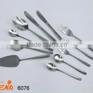 Stainless Steel Cutlery Set thumbnail-1