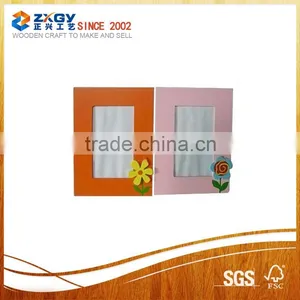 High Glossy Finished Colorful Corner Flower Wooden Photo Frame thumbnail-1