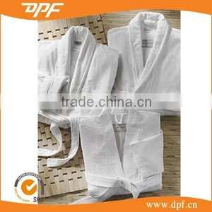 Super Luxury Best-seller 100% Super Warm Bathrobe thumbnail-1