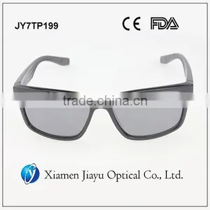 Factory Wholesale Cheap Polarized (or PC) Sunglasses for Unisex With Custom Logo thumbnail-3
