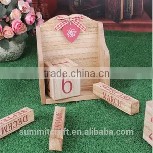 Pink Wooden Perpetual Calendar Desk Calendar 2017 thumbnail-4