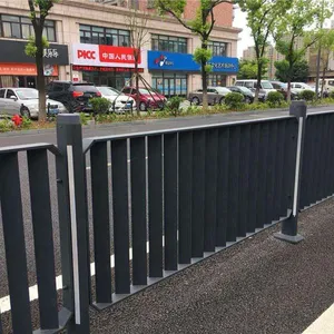 Urban Safety Guardrails, Anti-collision Galvanized Pipe Guardrails, Road Fences, Municipal Guardrails thumbnail-1