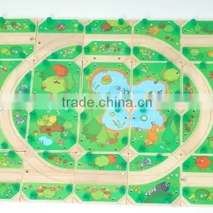 Wooden Toy Train Tracks Set for Kids thumbnail-1