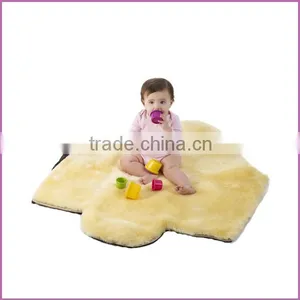 Baby Foot Muff thumbnail-3
