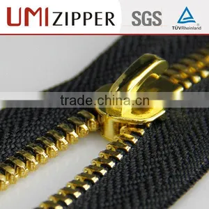 UMI Industrial Gold Teeth Double Ended Metal Zipper Manufacturer thumbnail-3