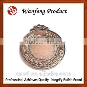Gift Button Badge thumbnail-3