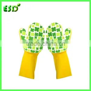 Cleaning Glove With Scouring Pad thumbnail-4