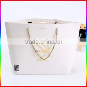 High Quality Glossy White Paper Gift Bags With Gold Foil Logo thumbnail-1