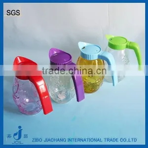 Cold Water Glass Bottle With Plastic Lid thumbnail-1