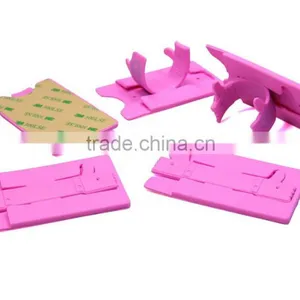 Multi-functional Silicone Cable Winder With Phone Stand thumbnail-6