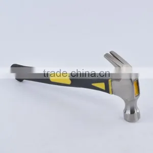 Claw Hammer With Steel Head and Wooden Handle thumbnail-4