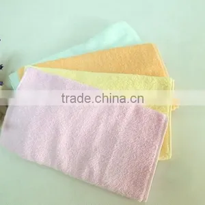 Good Quality 100% Cotton Soft and Absorbent Washcloth thumbnail-1